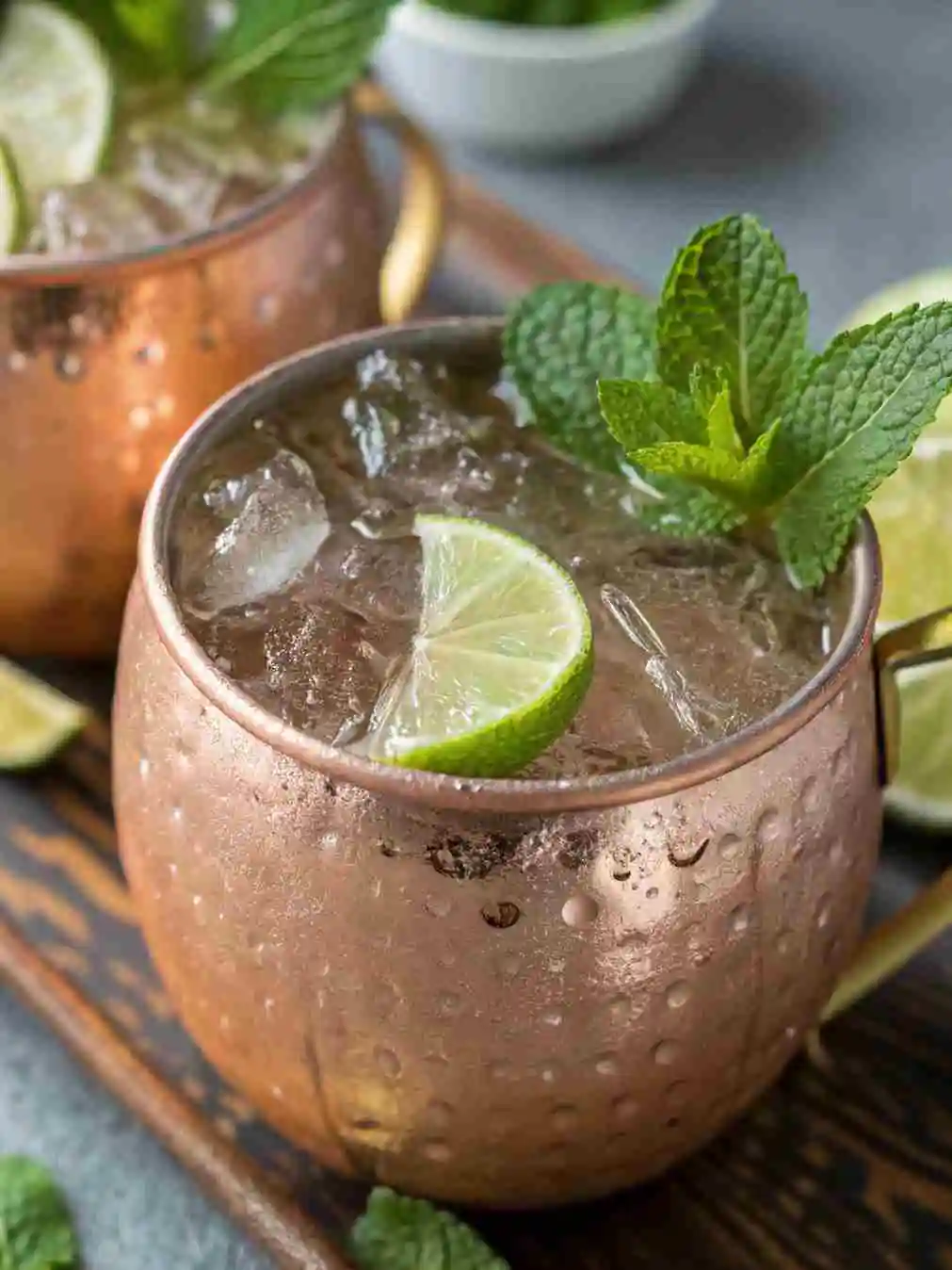 moscow-mule-mocktail-featured Moscow Mule Mocktail in a copper mug with lime and mint